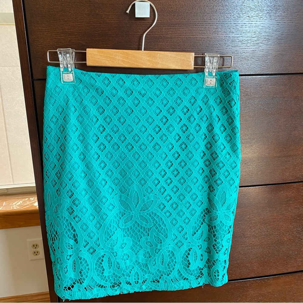 Ann Taylor LOFT Green Lace Pencil Skirt